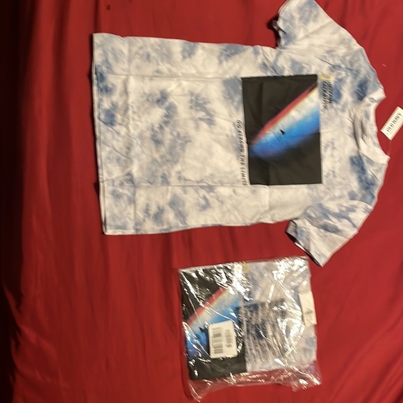 NATIONAL GEOGRAPHIC Shirt brand new for kids - Picture 3 of 4
